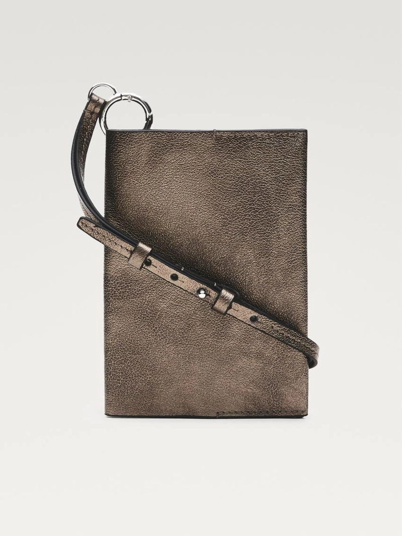 Паспортница из натуральной кожи нубука