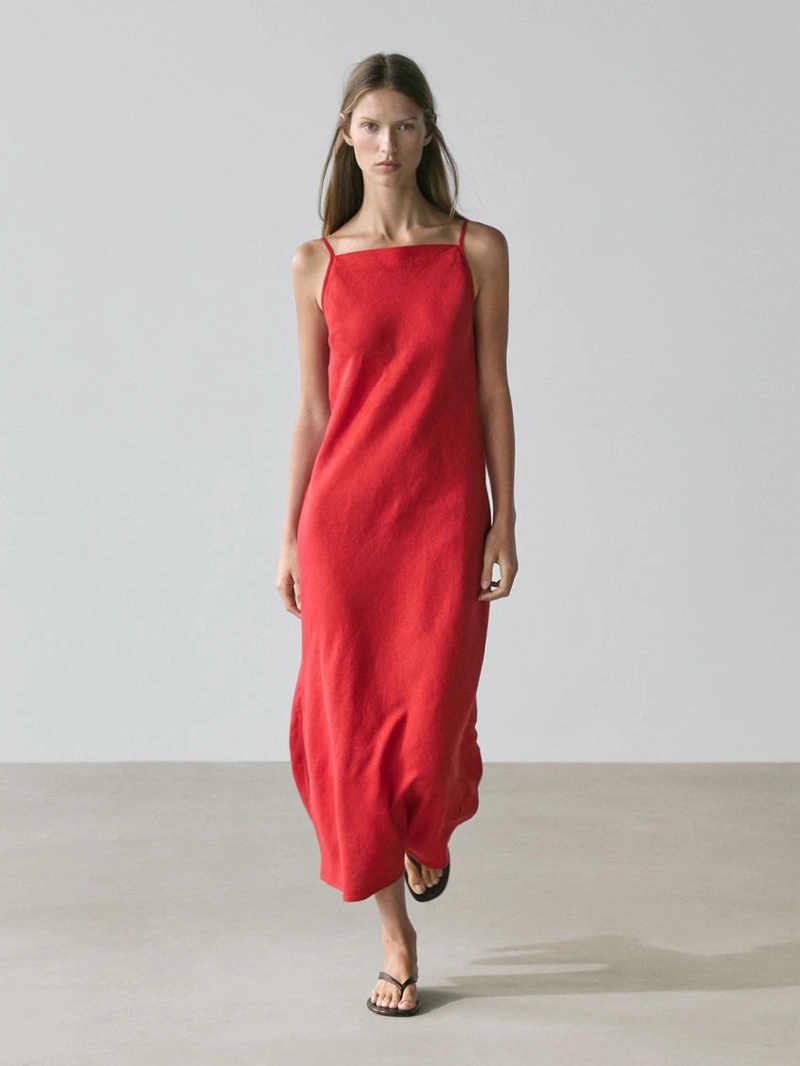 Миди-платье из льна с прямым вырезом