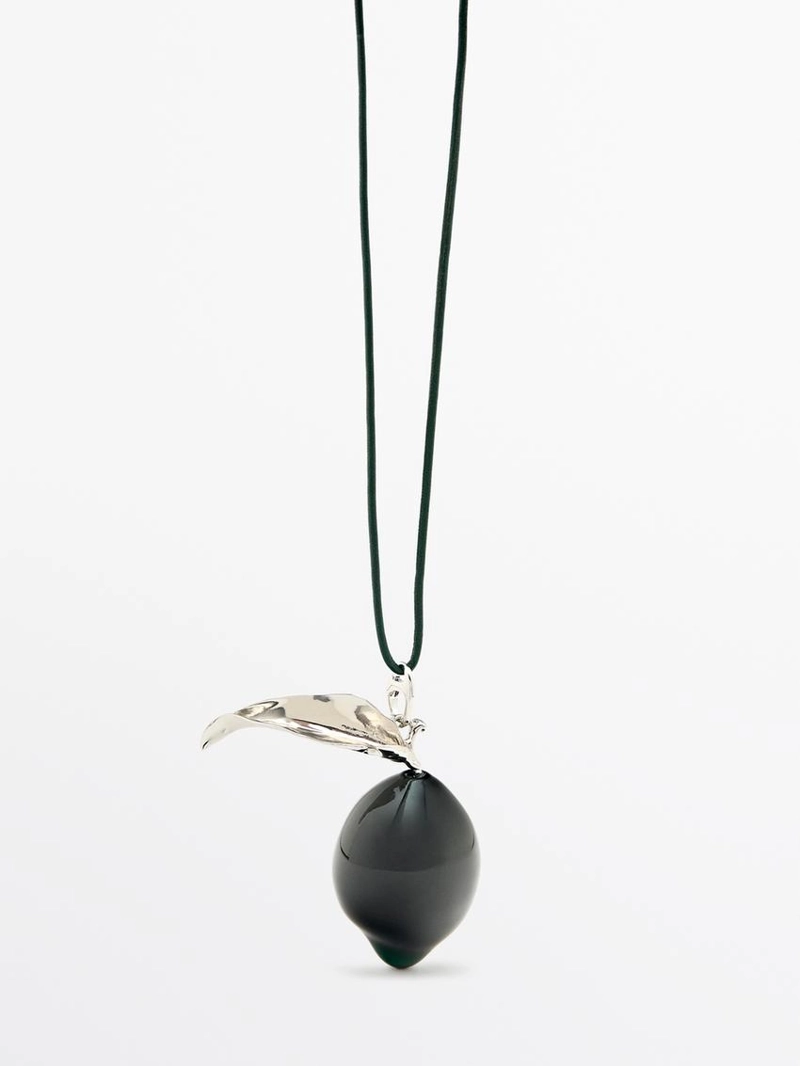 Ожерелье из кожаного шнура