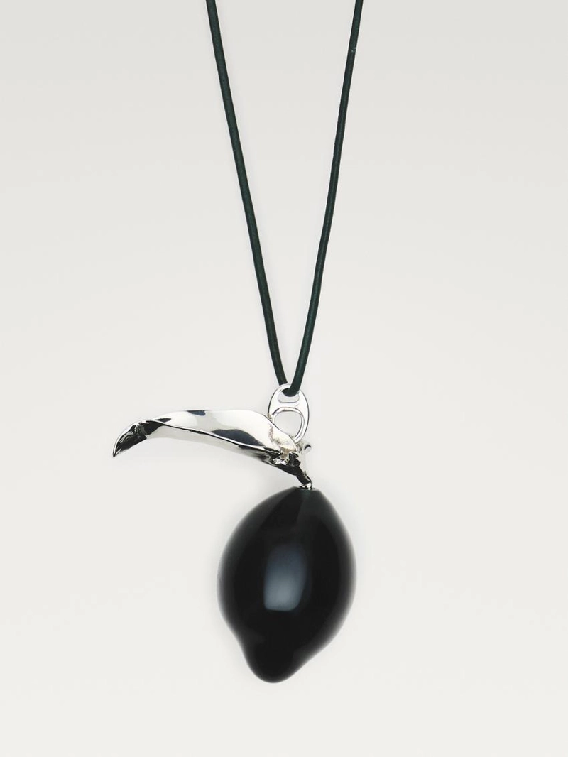 Ожерелье из кожаного шнура