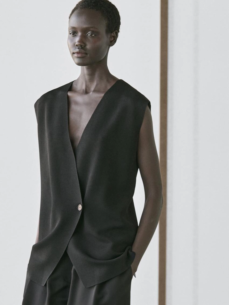 Длинный жилет с перекрестным детаем