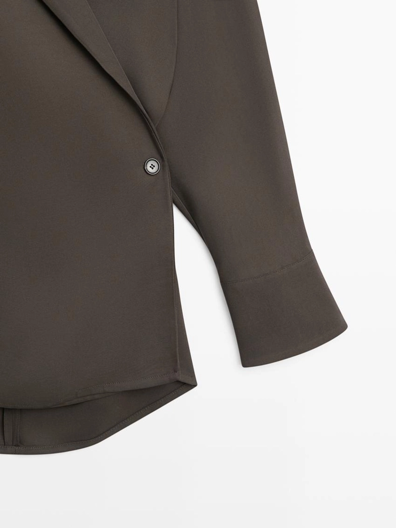 Рубашка с двубортным застежкой потока