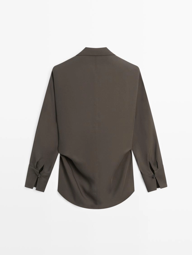 Рубашка с двубортным застежкой потока