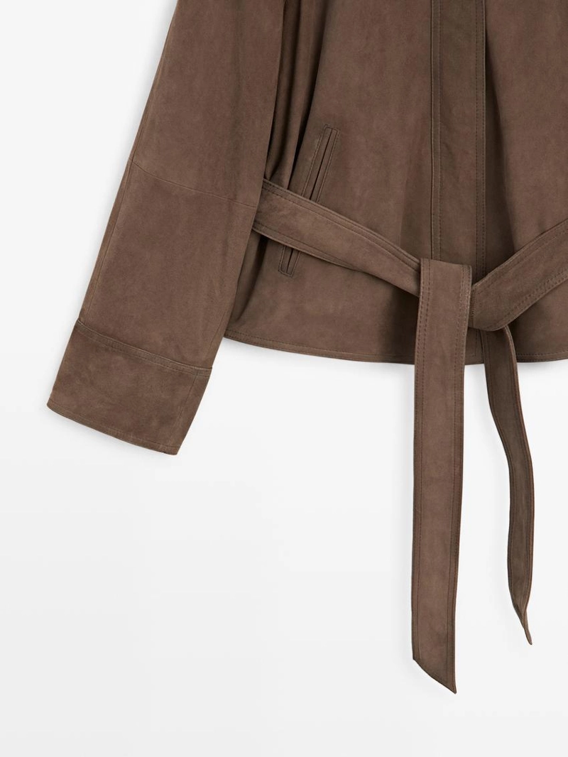 Замшевая кожаная куртка с поясом