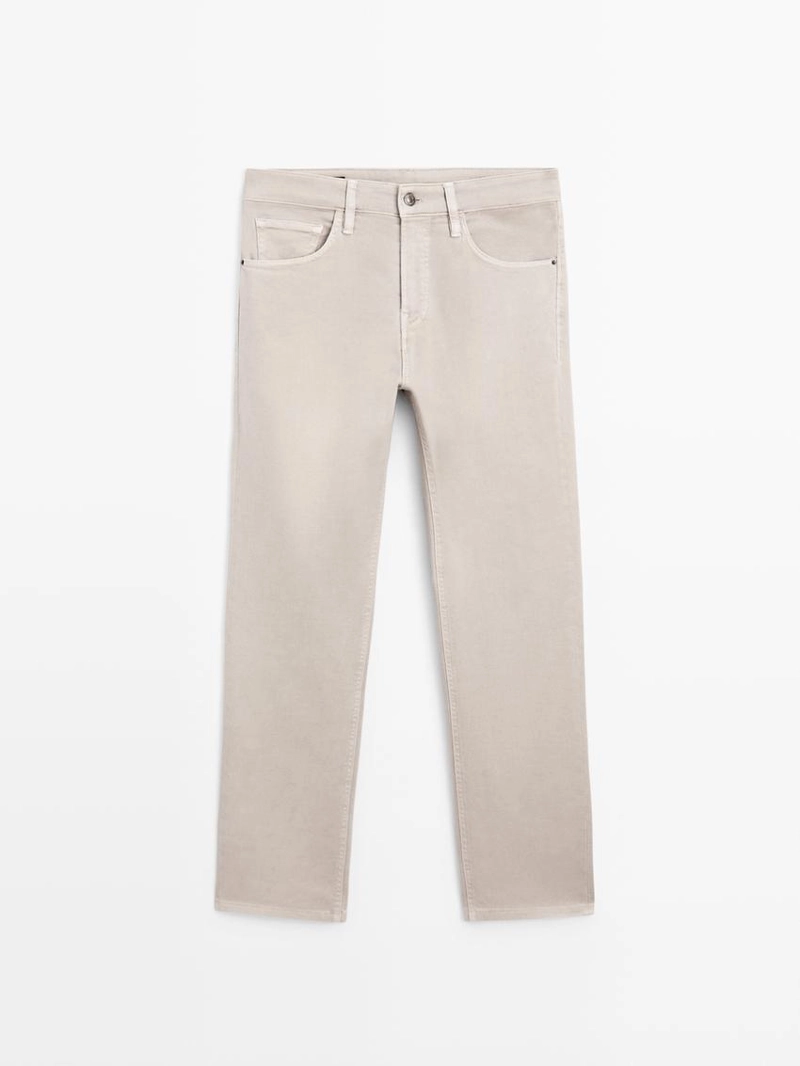 Джинсы с зауженным кроем