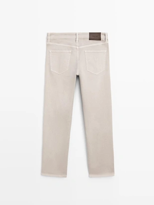 Джинсы с зауженным кроем- Заказать в России