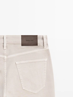 Джинсы с зауженным кроем- Заказать в России