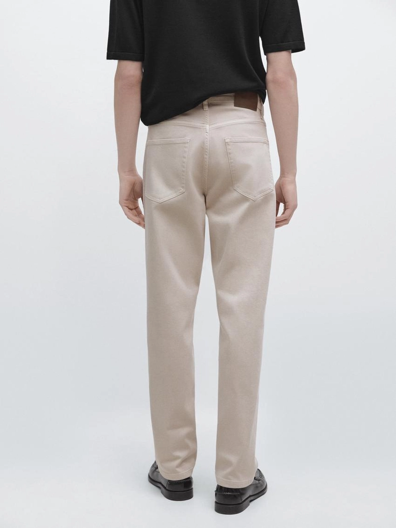 Джинсы с зауженным кроем