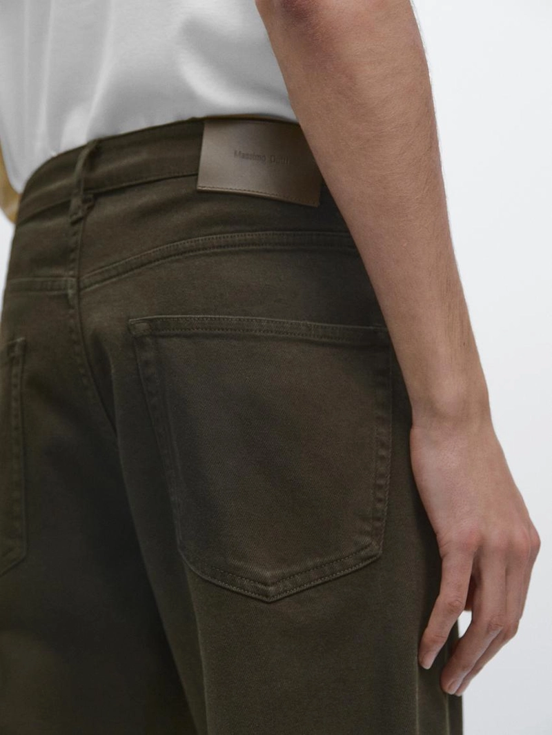 Джинсы с зауженным кроем