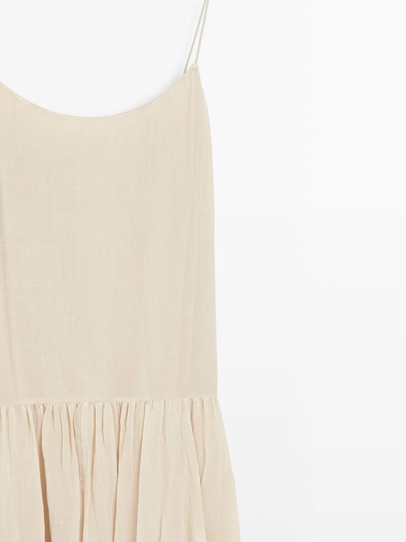 Платье миди с плиссированными деталями