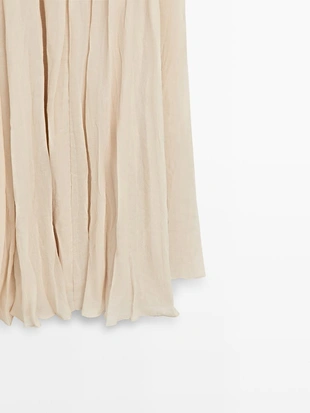 Платье миди с плиссированными деталями- Заказать в России