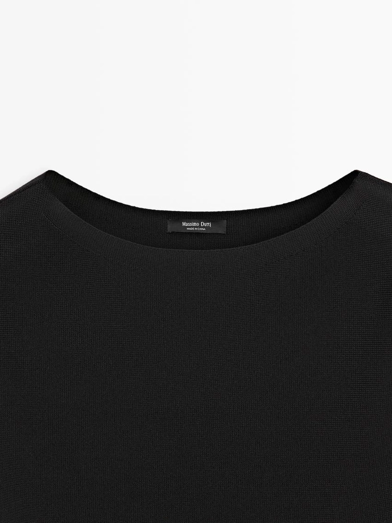 Вязаный топ с круглым вырезом