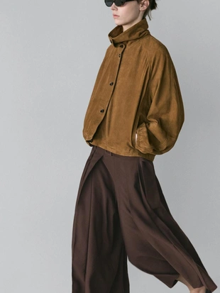 Юбка-шорты с плиссировкой до середины бедра- Заказать в России