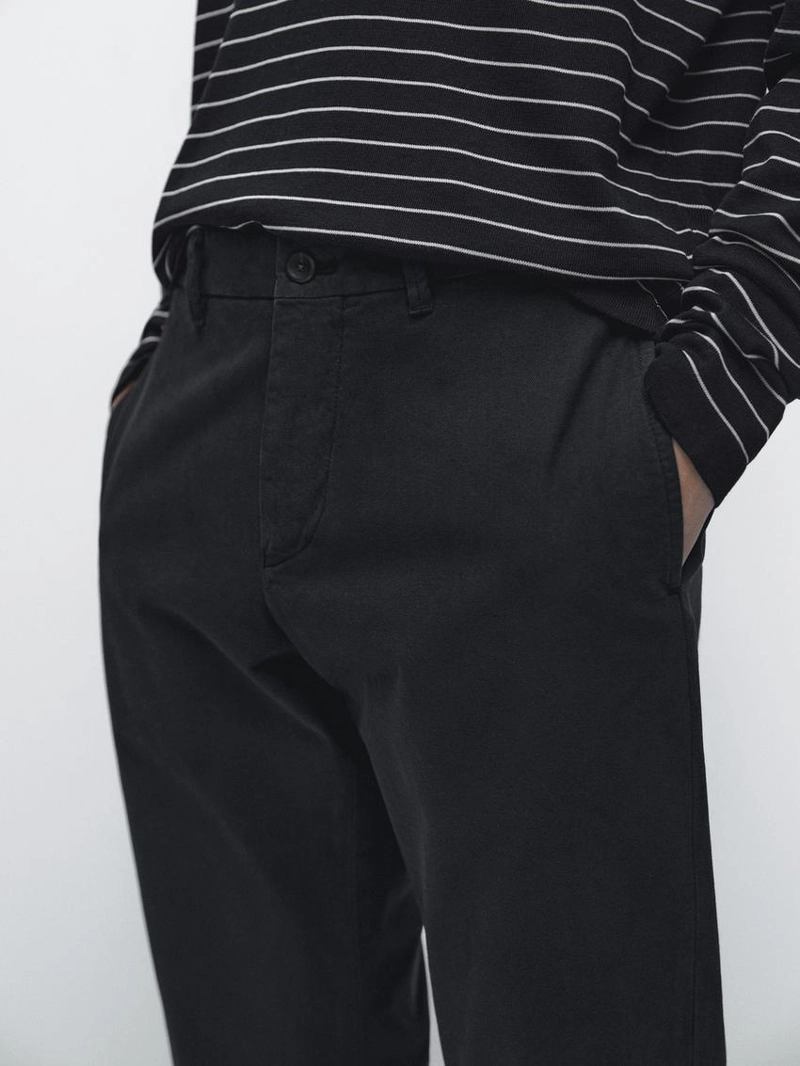 Брюки из хлопкового смесового материала с узким кроем