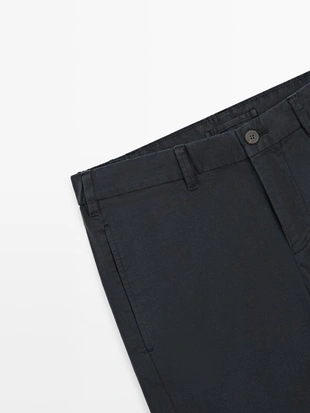 Брюки из хлопкового смесового материала с узким кроем- Заказать в России