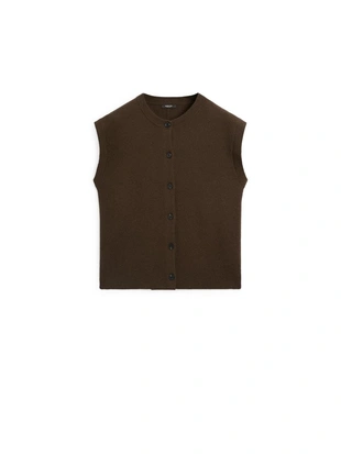 Жилет с округлым вырезом- Заказать в России