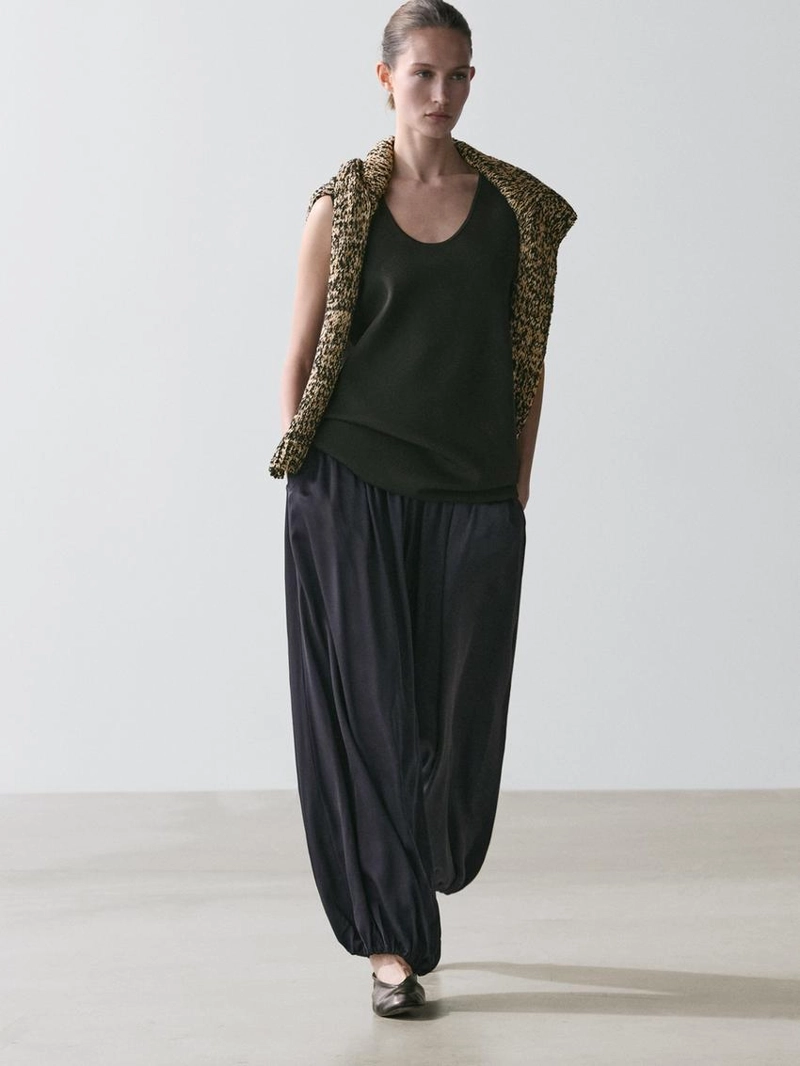 Брюки свободного кроя из атласа