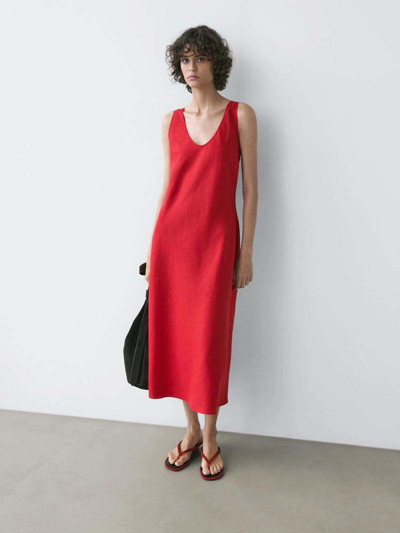 Сарафан из льна с тонкими бретелями