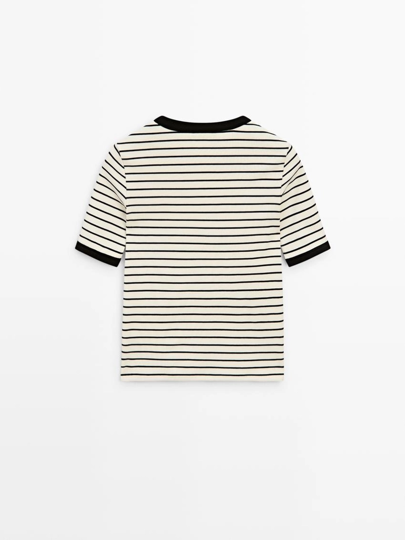 Футболка с короткими рукавами в полоску контрастного цвета