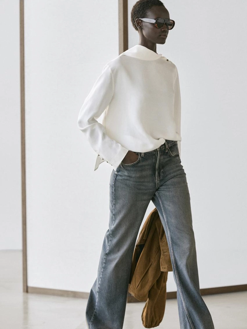 Рубашка с драпировкой и пуговицами