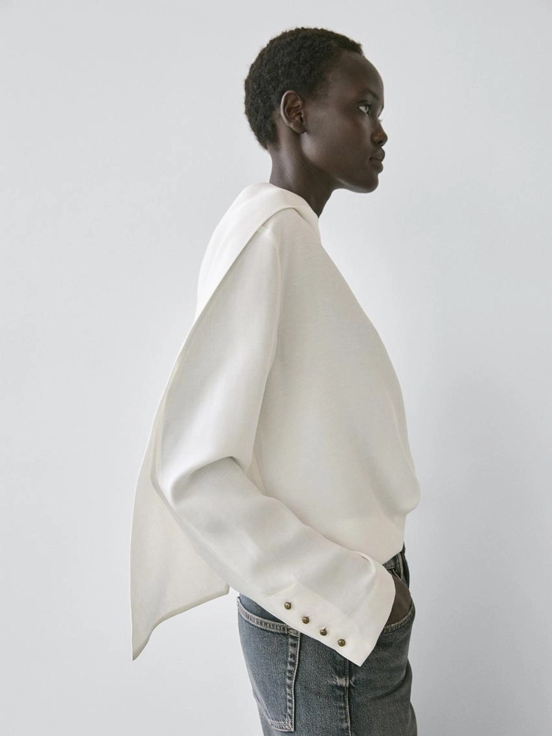 Рубашка с драпировкой и пуговицами