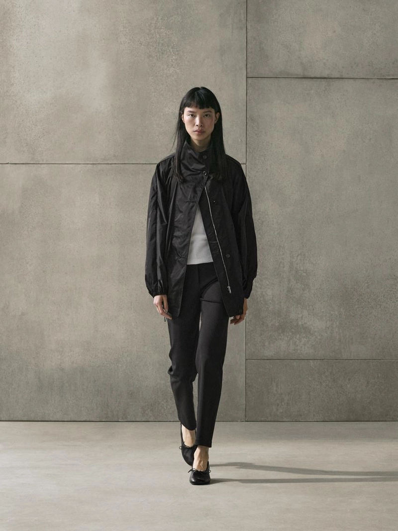 Бомбер с карманами