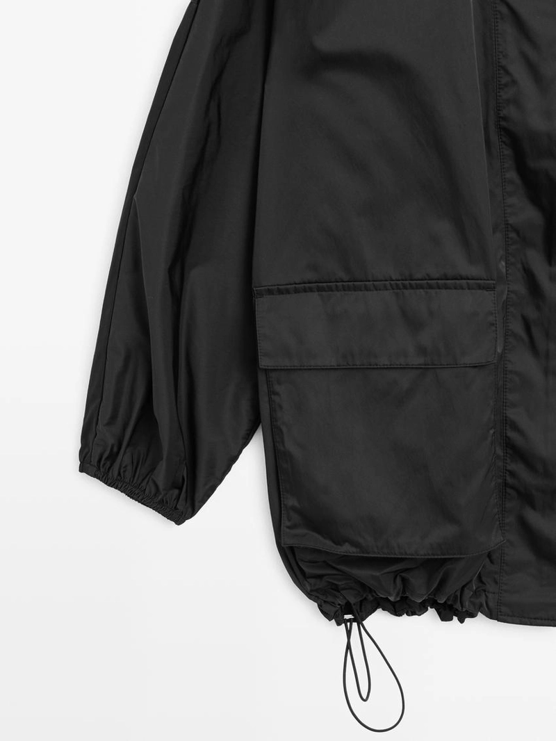 Бомбер с карманами