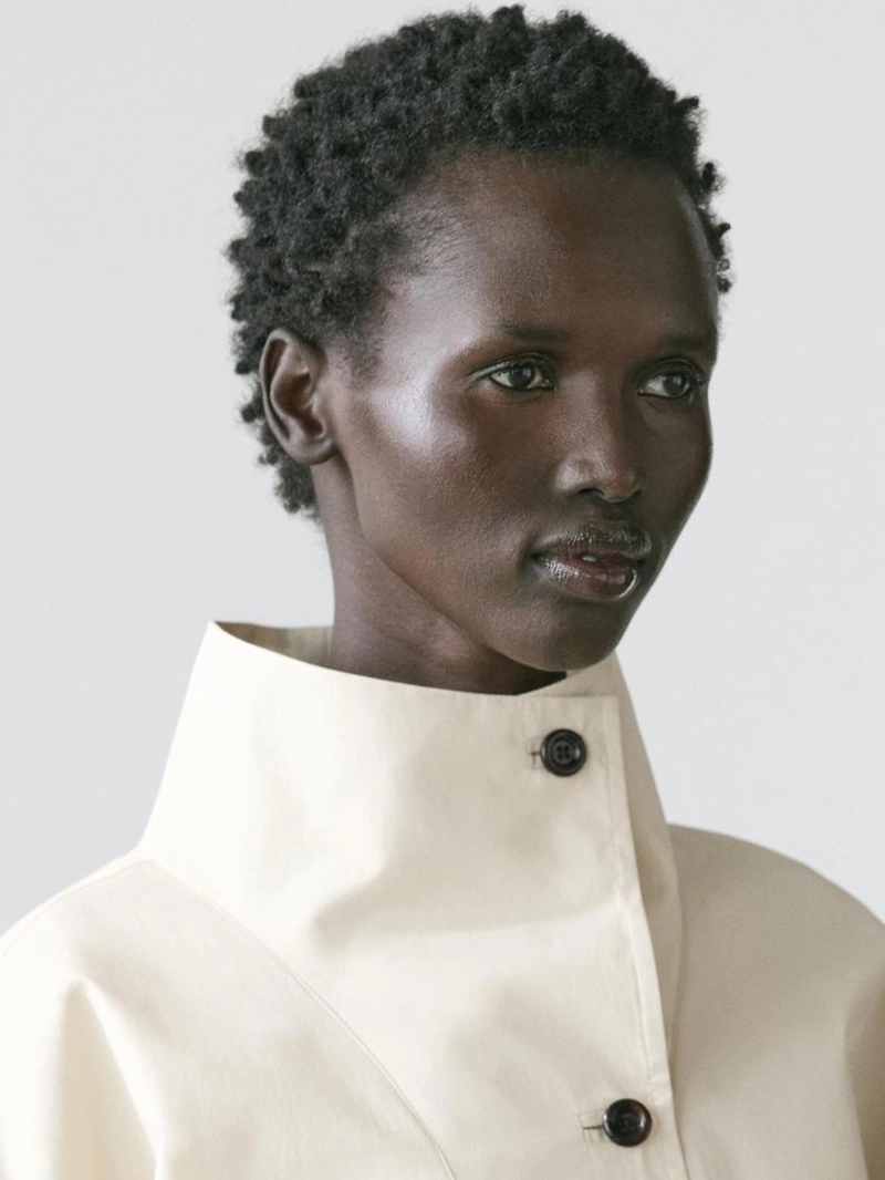 Куртка с деталями высокого воротника