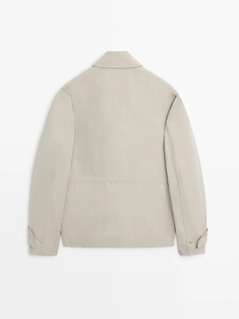 Куртка с деталями кармана