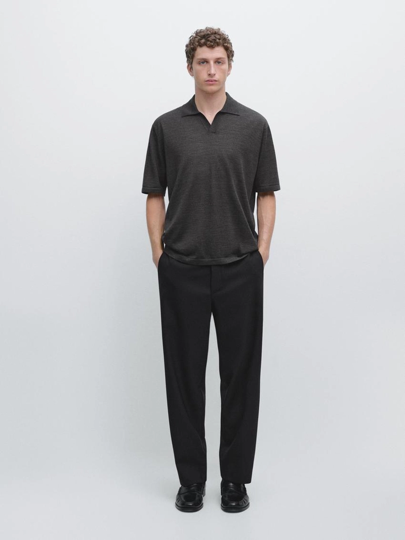 Поло с v-образным вырезом