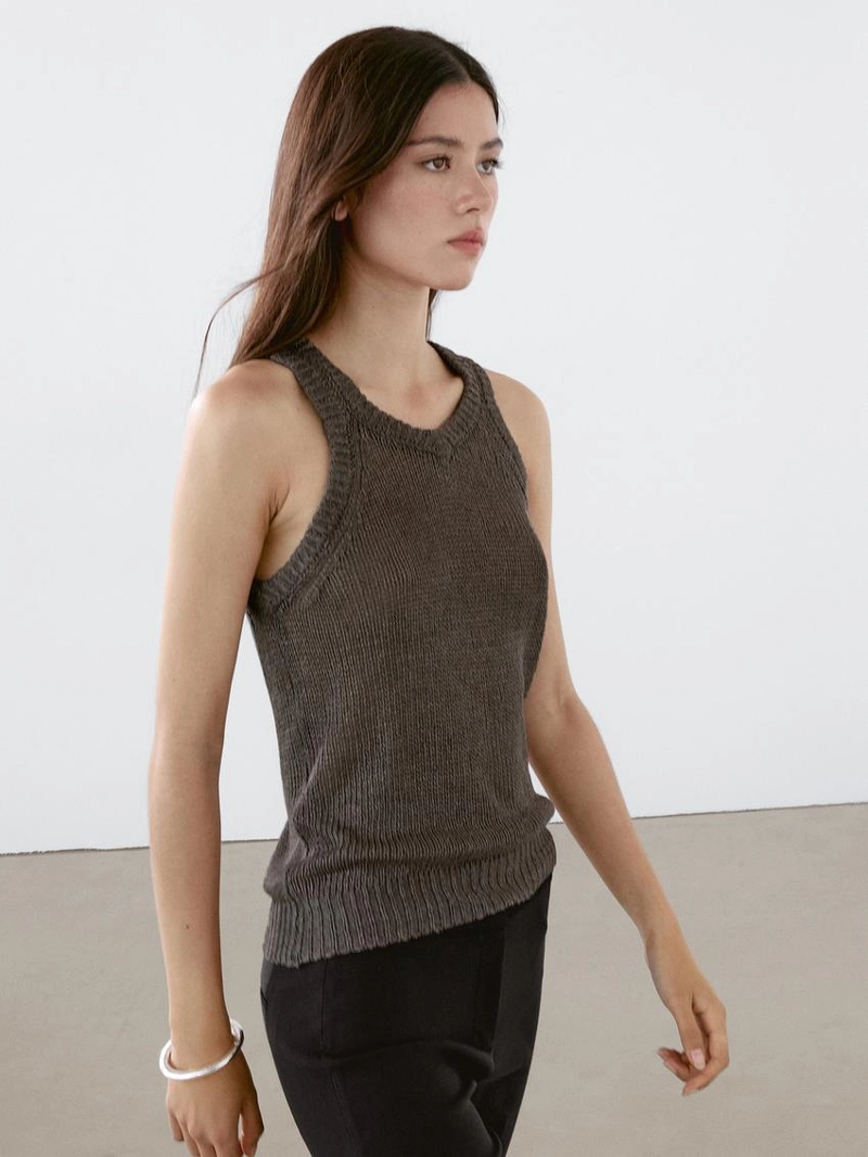 Вязаный топ из льна