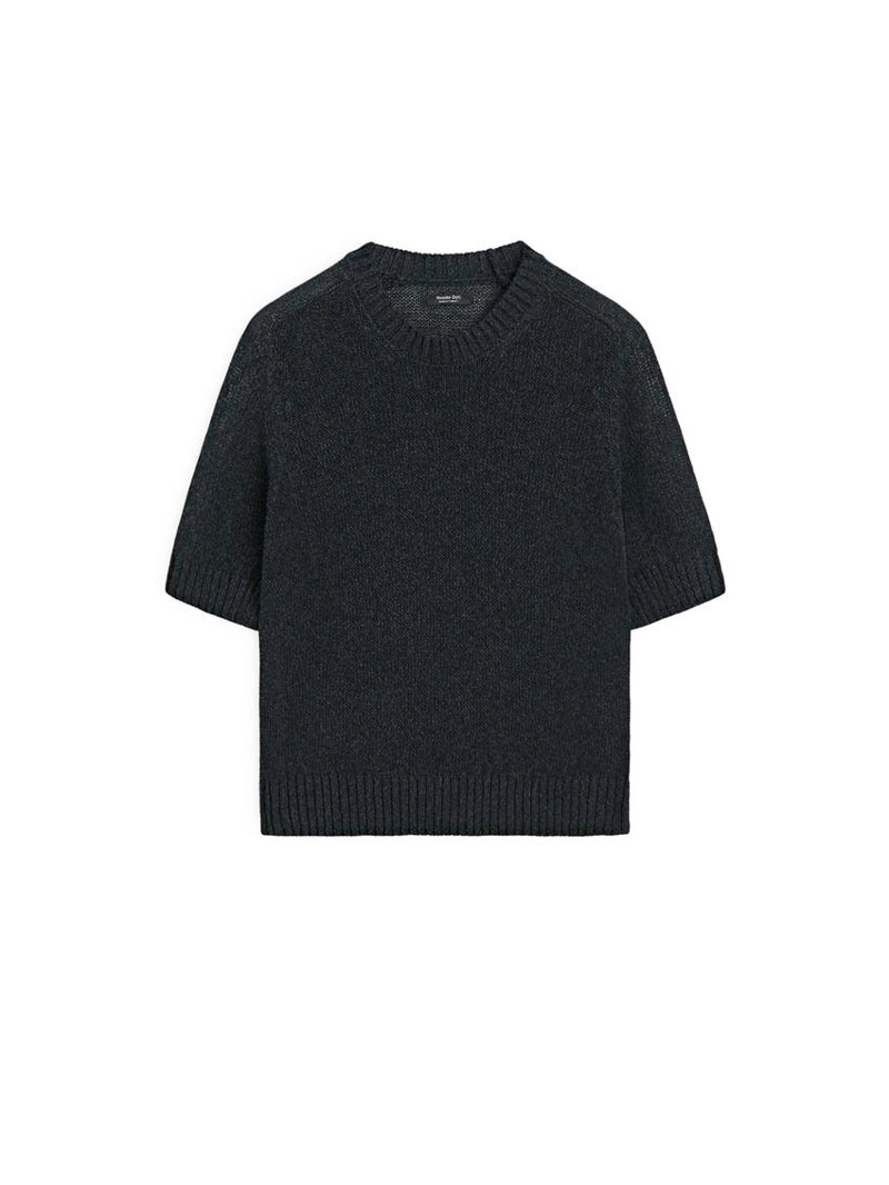 Трикотажный свитер с коротким рукавом