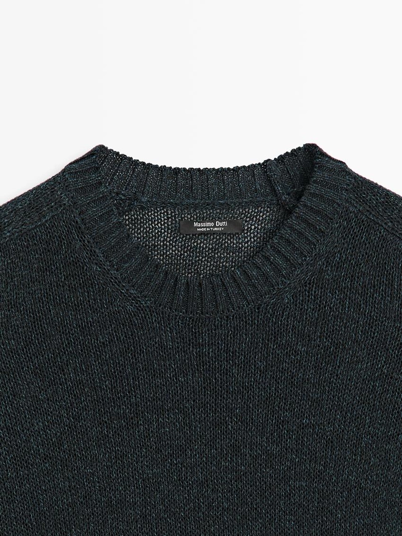 Трикотажный свитер с коротким рукавом