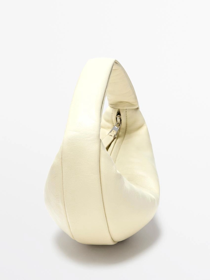 Сумка из натуральной кожи в форме полумесяца