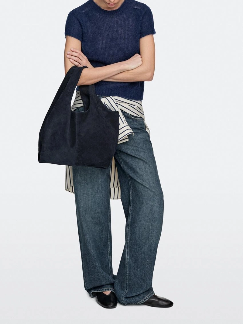 Сумка-шоппер из натуральной разделанной кожи среднего размера