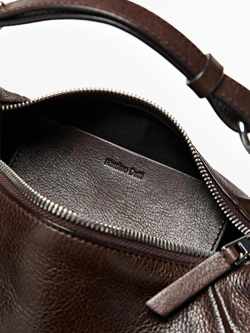 Сумка из натуральной кожи с металлической пряжкой