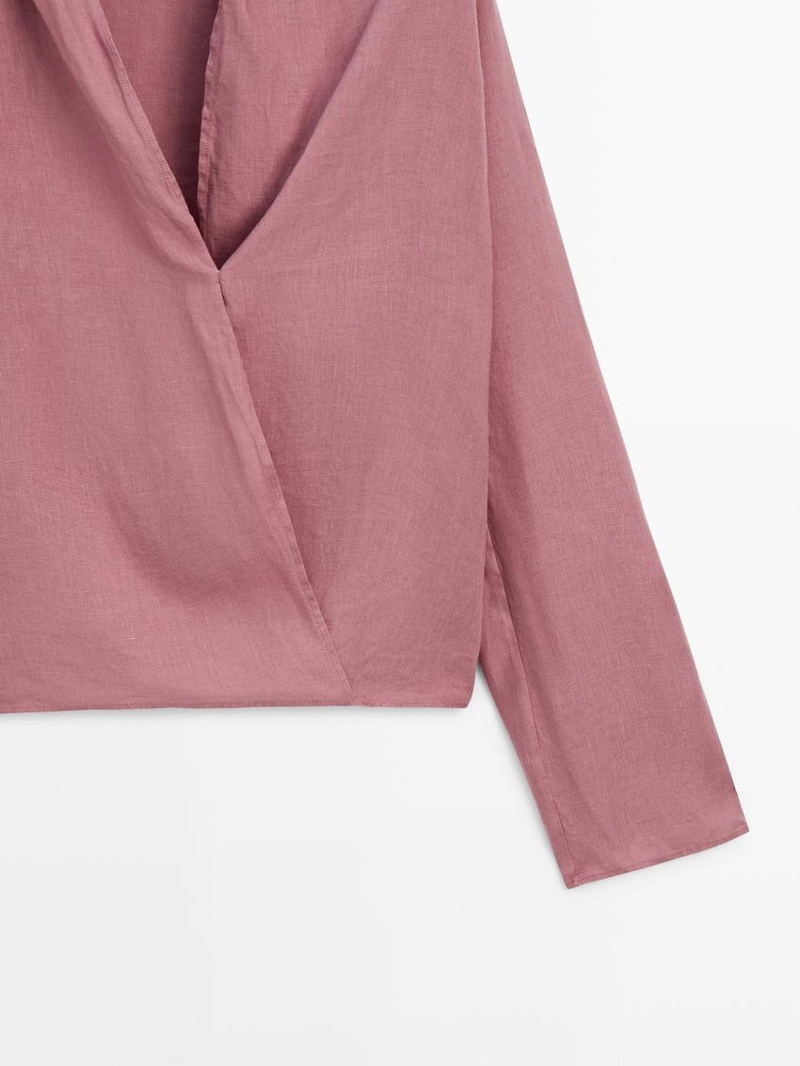 Блузка с драпировкой из льна