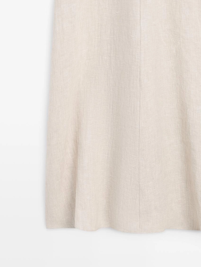 Платье миди из льна с короткими рукавами и легкими подкладками