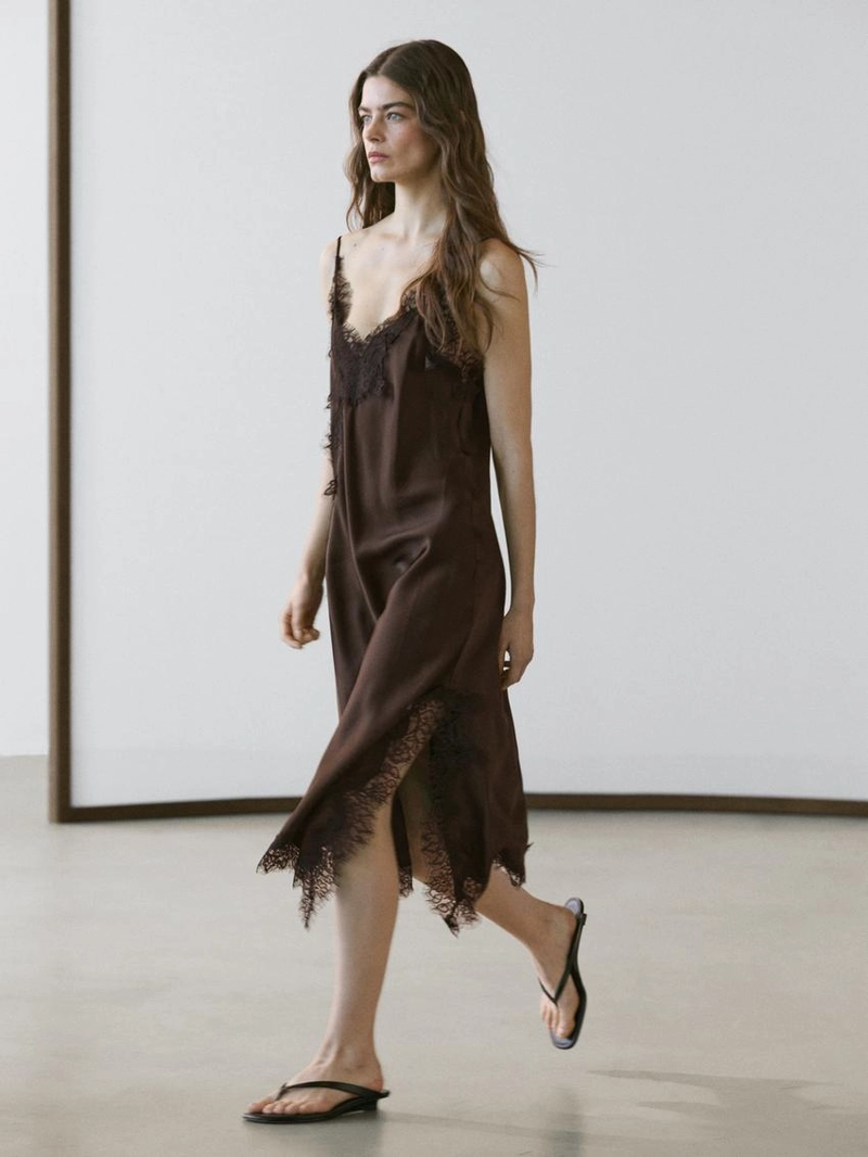 Платье-майка с кружевными деталями