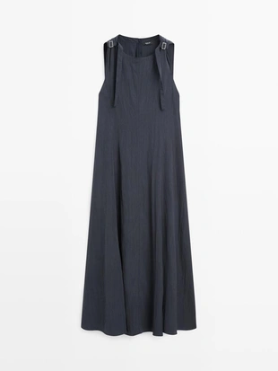 Платье миди с пряжками и расклешенной юбкой- Заказать в России