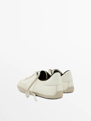 Кроссовки с контрастной отделкой- Заказать в России