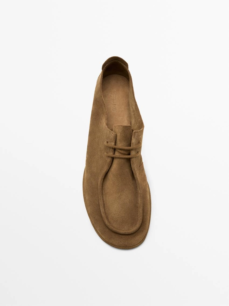 Мягкие кожаные туфли на шнуровке