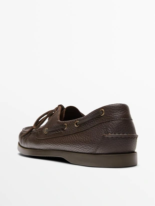 Туфли на плоской подошве из переработанной кожи- Заказать в России