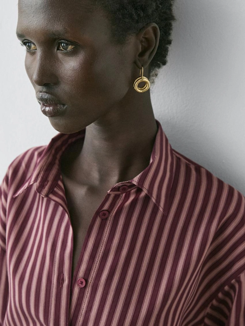 Рубашка из текстиля с полосатыми деталями