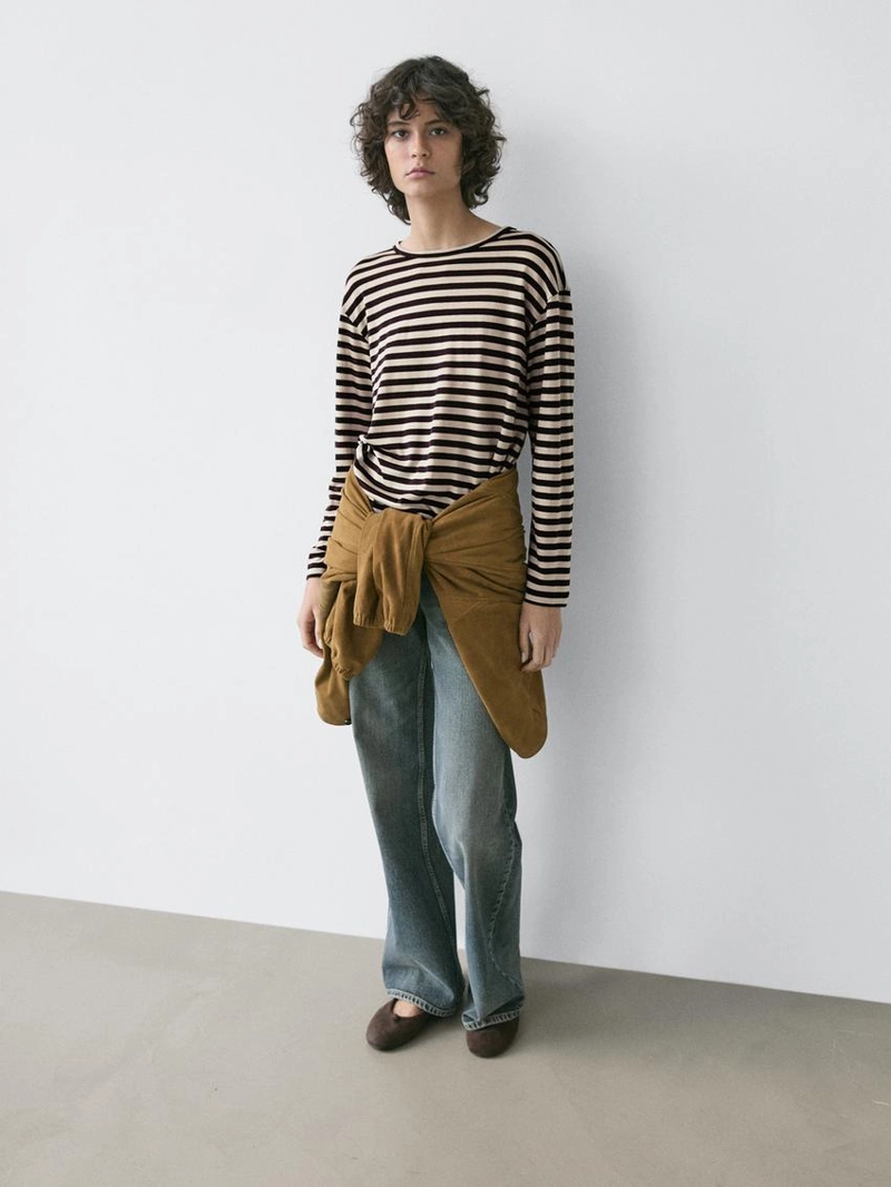 Oversize полосатая футболка с длинным рукавом