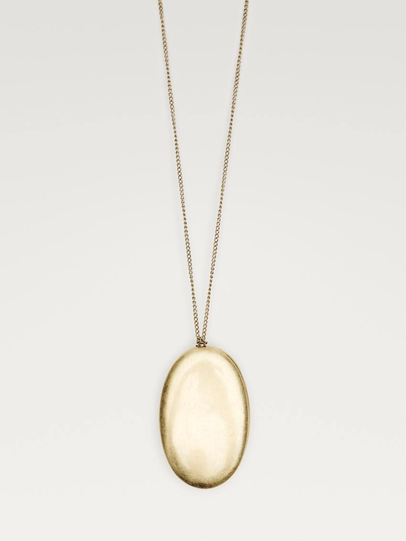 Ожерелье с металлическим подвеском