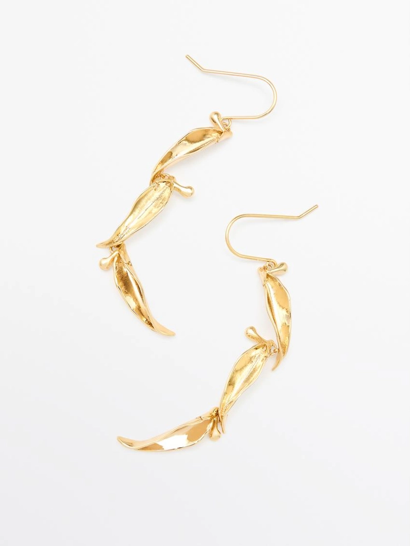 Серьги-гвоздики с листьями