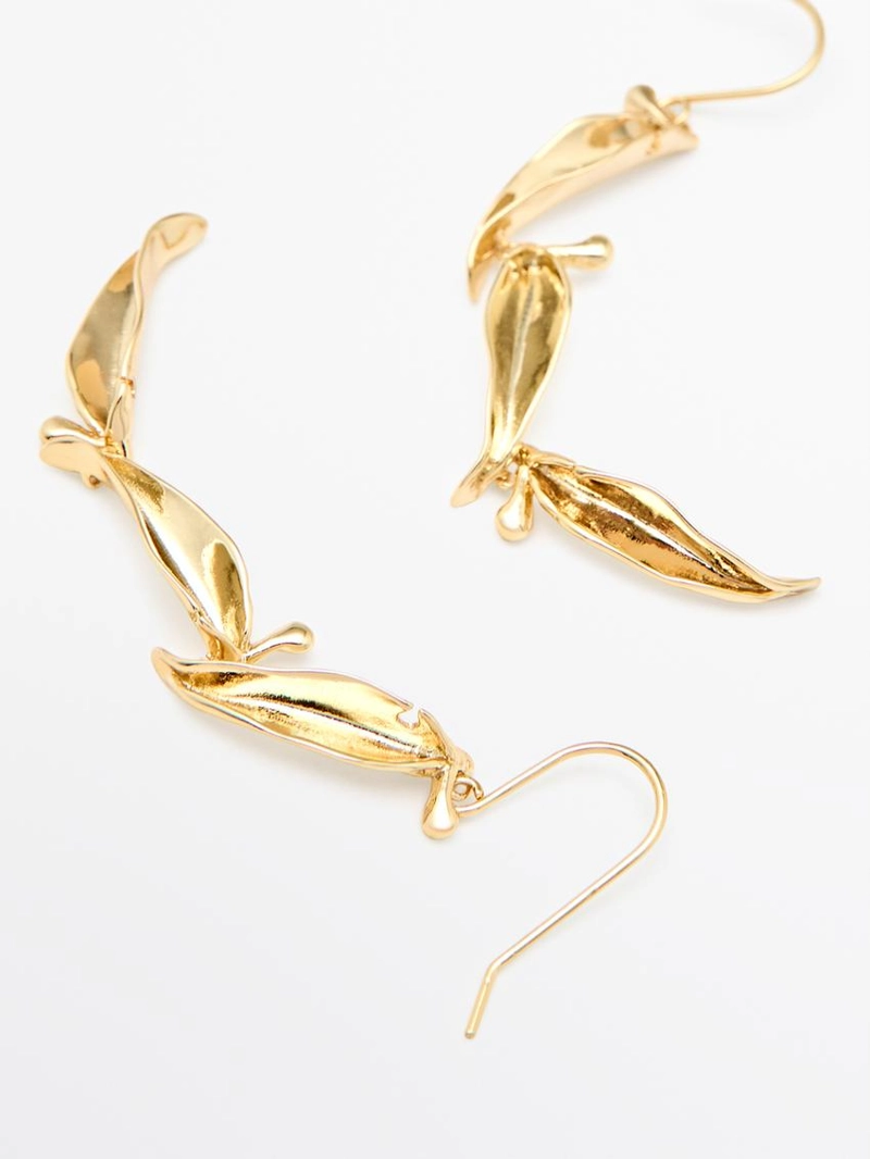 Серьги-гвоздики с листьями