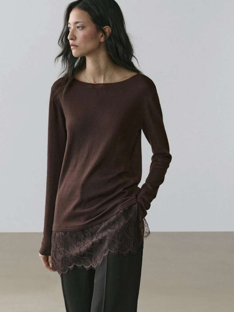 Футболка с длинным рукавом и кружевными деталями