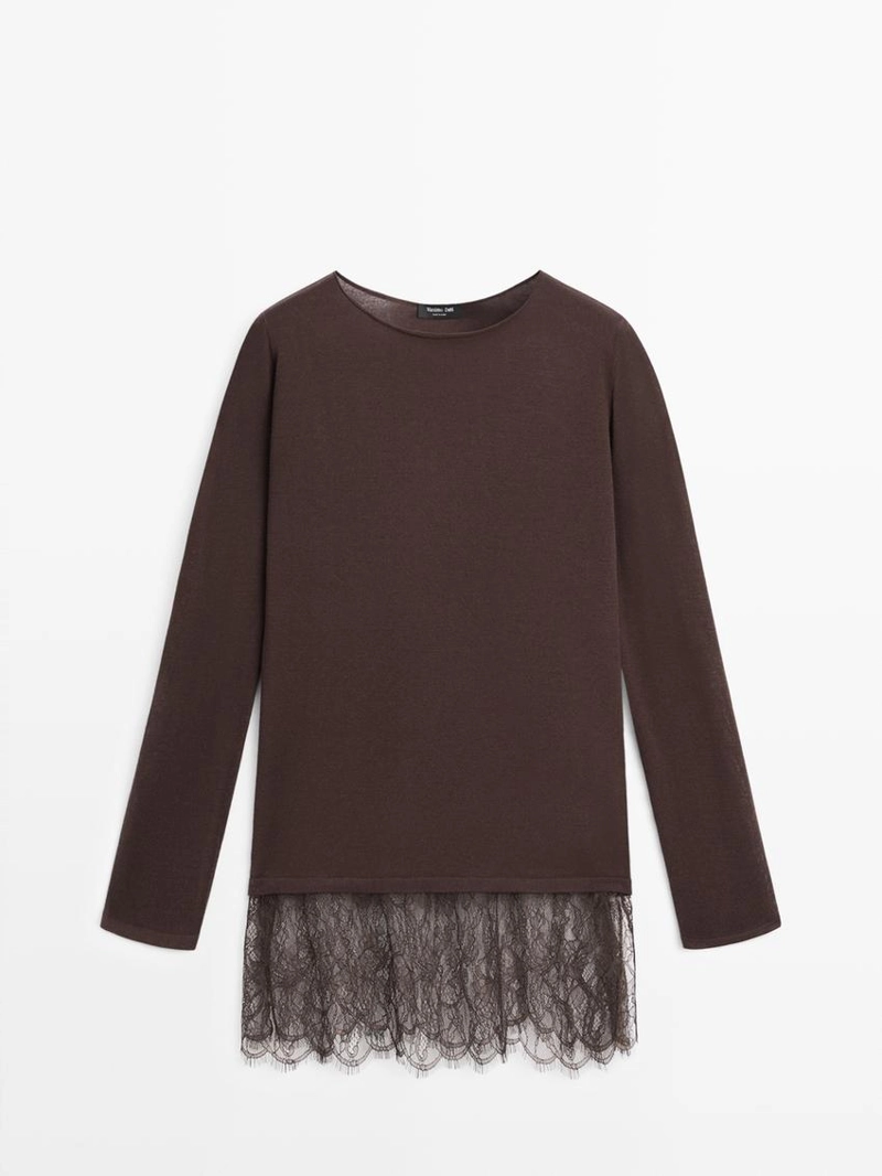 Футболка с длинным рукавом и кружевными деталями